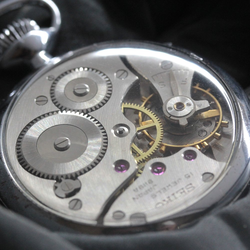 昭和の19セイコーシースルーバックカスタム / 15石 / 日本電信電話公社文字盤、マットムーブ / 絶版時計 / オーバーホール済 / 19seiko-costom19