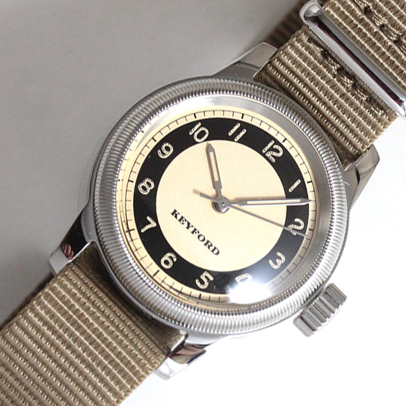M.R.M.W. (Montre Roroi Militaly Watch/モントルロロイ ミリタリーウォッチ) TUXEDO DIAL COPPER 腕時計