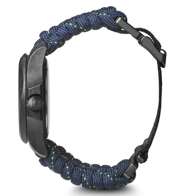 VICTORINOX(ビクトリノックス) I.N.O.X. CARBON(イノックス カーボン) 241860 ブルー 腕時計