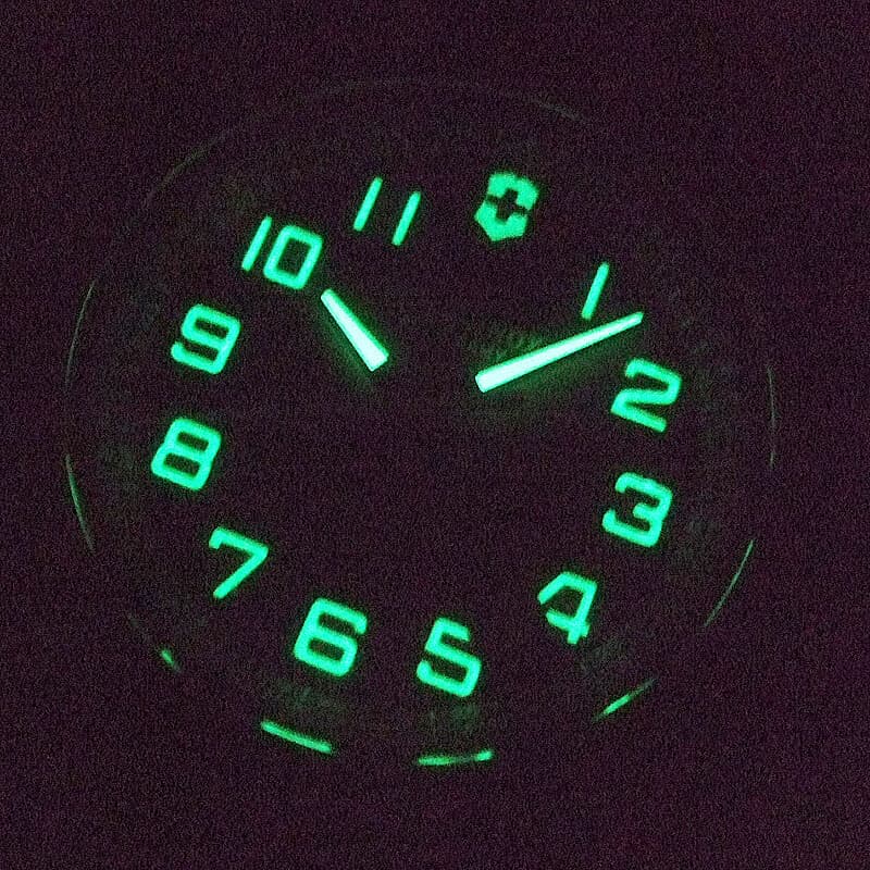 VICTORINOX(ビクトリノックス) I.N.O.X. CARBON(イノックス カーボン) 241860 ブルー 腕時計
