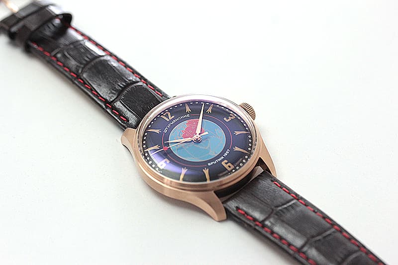 STURMANSKIE(シュトゥルマンスキー) HERITAGE SPUTNIK(ヘリテージ スプートニク)手巻き式 世界限定2000本 2609/3739434 ブラック 腕時計