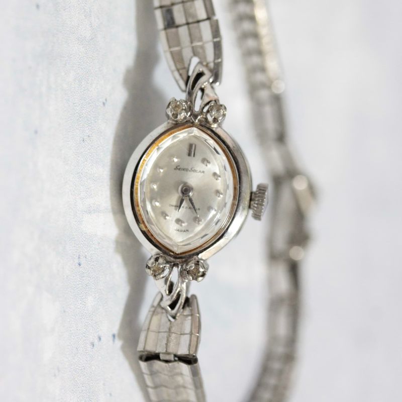 【稼働】 SEIKO セイコー ソーラー レディース 腕時計 シルバー ドレス SEIKO(セイコー) シルバー ドレスウォッチ 手巻式 セイコー