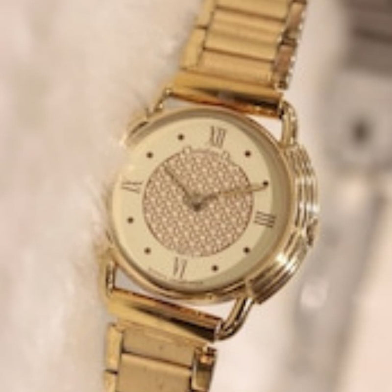 Christian Dior / クリスチャンディオール / 1990年代前後 / クォーツ(電池)式 / レディースウォッチ / ヴィンテージウォッチ /腕時計 /567-09-christiandior