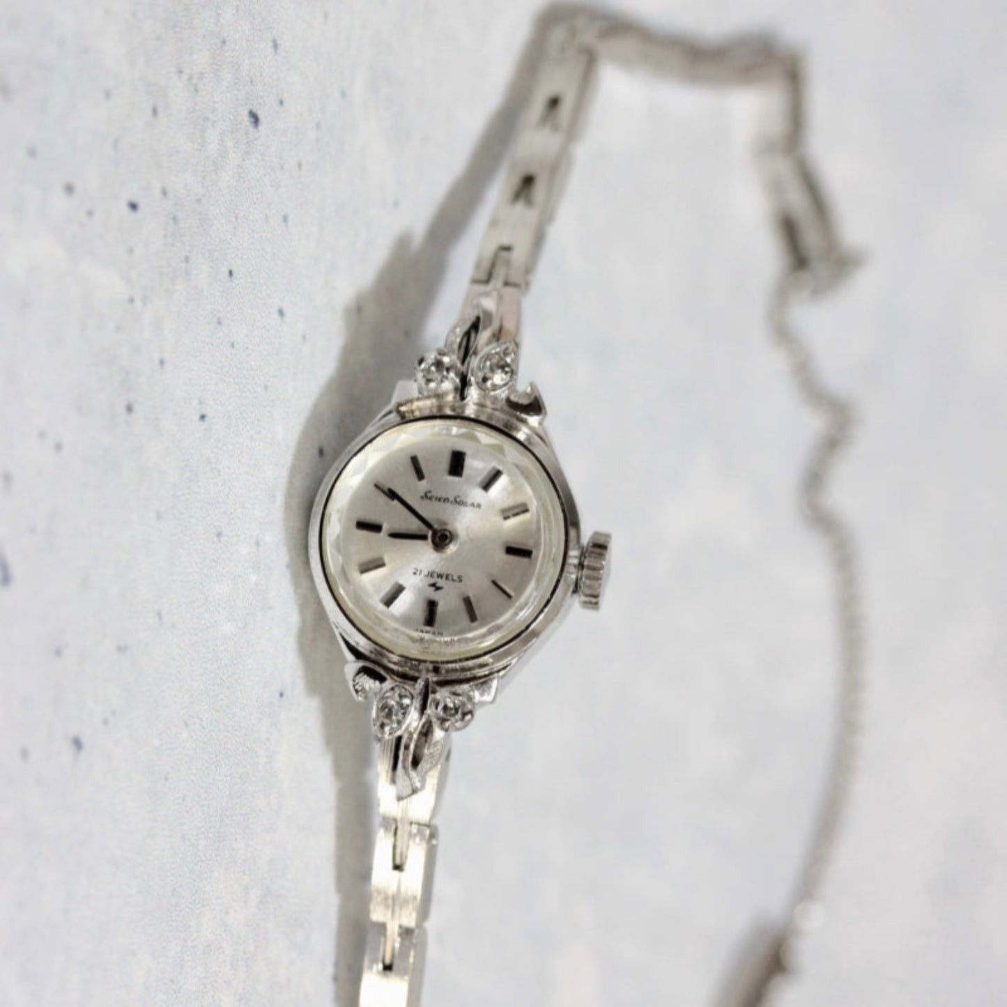 SEIKO SOLAR(セイコーソーラー) 手巻き式ドレスウォッチ シルバー