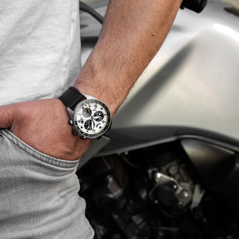 VOSTOK EUROPE(ボストーク ヨーロッパ)/Space Race(スペースレース)/6S30-325A743 腕時計