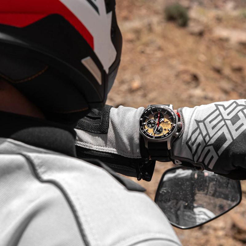 VOSTOK EUROPE(ボストーク ヨーロッパ)/Expedition SAHARA “Route of Tuaregs”(エクスペディション サハラ ルート・オブ・トゥアレグ) 世界限定500本 クロノグラフ 腕時計 6S10-598A753