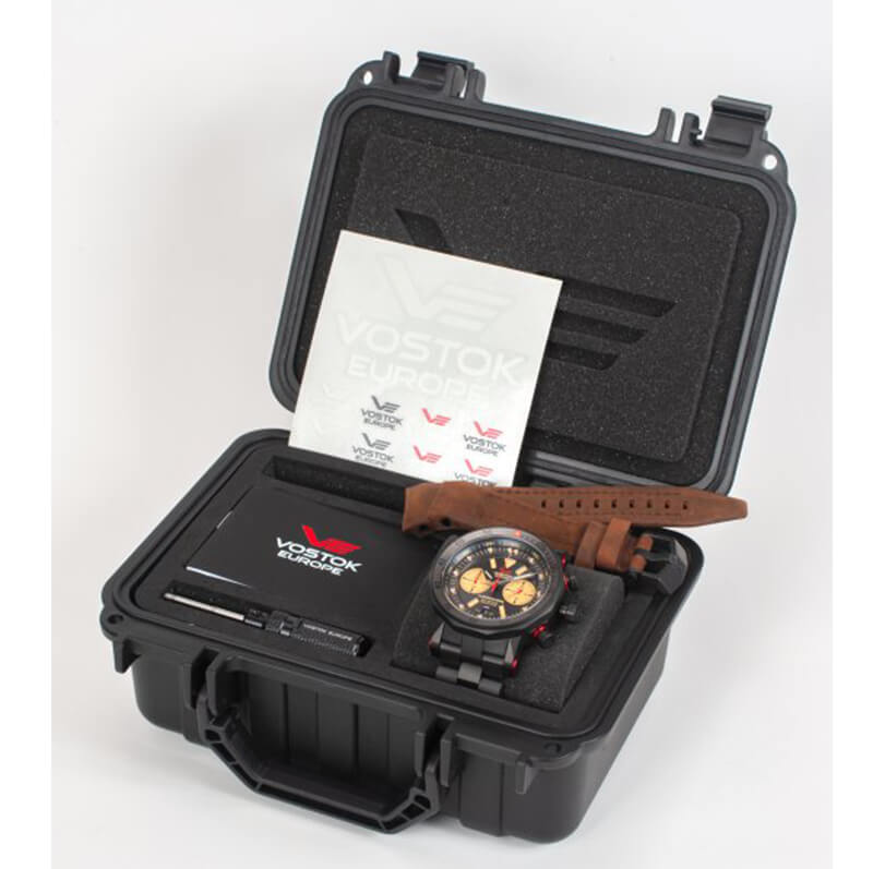VOSTOK EUROPE/ボストークヨーロッパ/LUNOKHOD2(ルノホート)/クオーツクロノグラフ/6S21-620C629B 腕時計