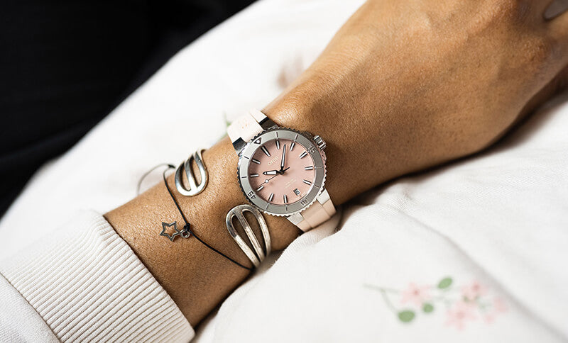 オリス/Oris/AQUIS(アクイス) 36.5mm MOP(マザーオブパール)ダイアル レディース 腕時計 733 7770 4158-07 4 18 66FC(ブラッシュピンク)