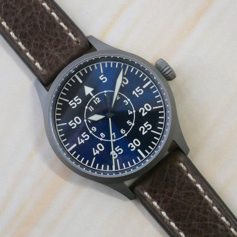 ラコ(Laco) 創業100周年記念モデル フリーガー カールスルーエ プロ 日本限定25本 手巻き式 腕時計 862142LBL