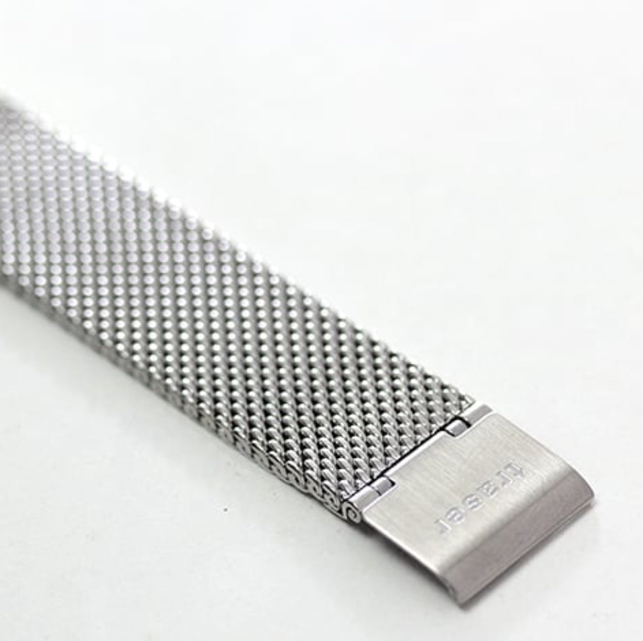 traser(トレーサー) P59 Essential(エッセンシャル) S BLUE メッシュ 9031576 腕時計