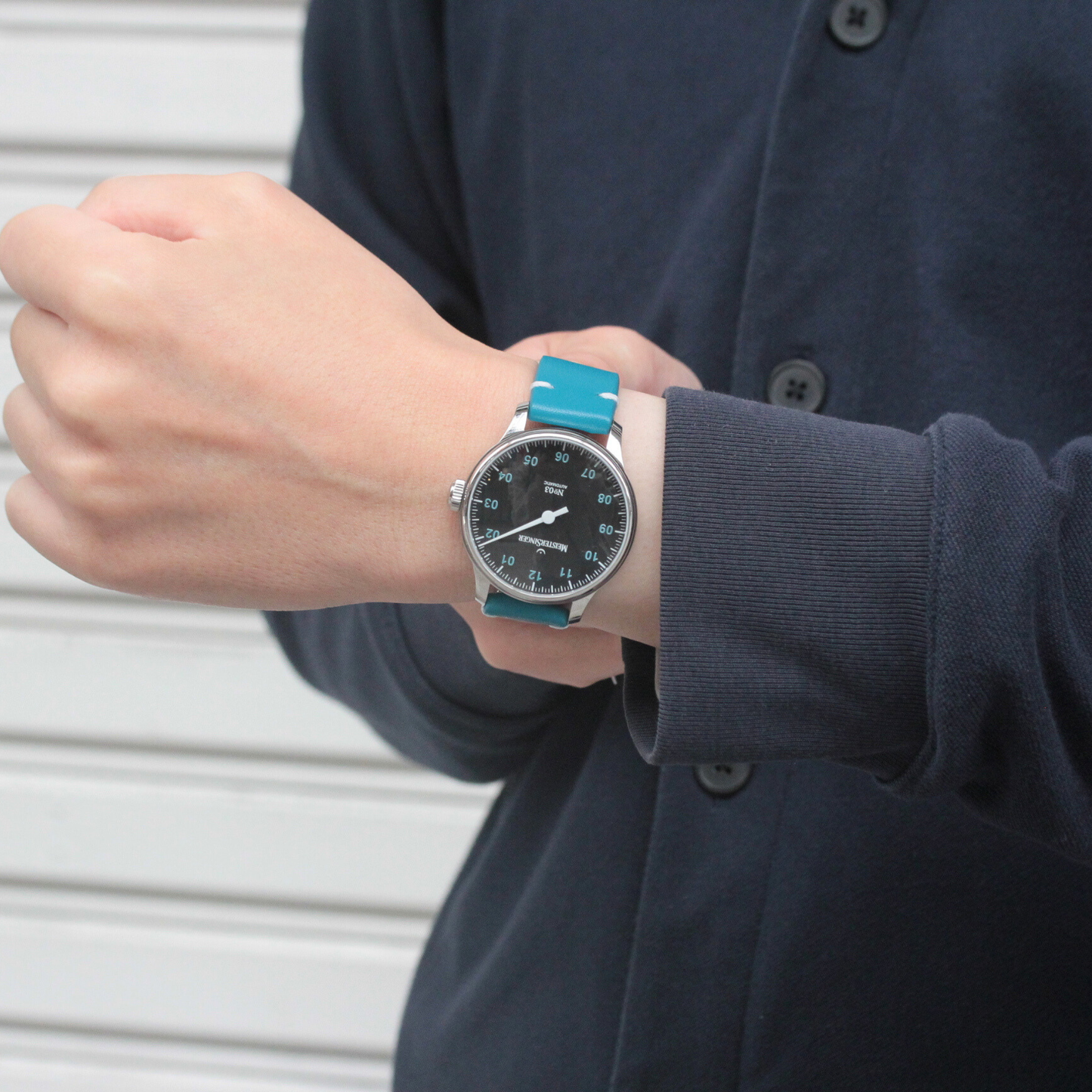 正美堂男性スタッフ 着用イメージ