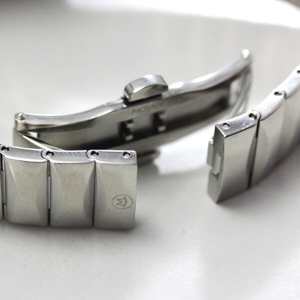 MOVADO(モバード)サファイア M0607048.8100S レディース腕時計