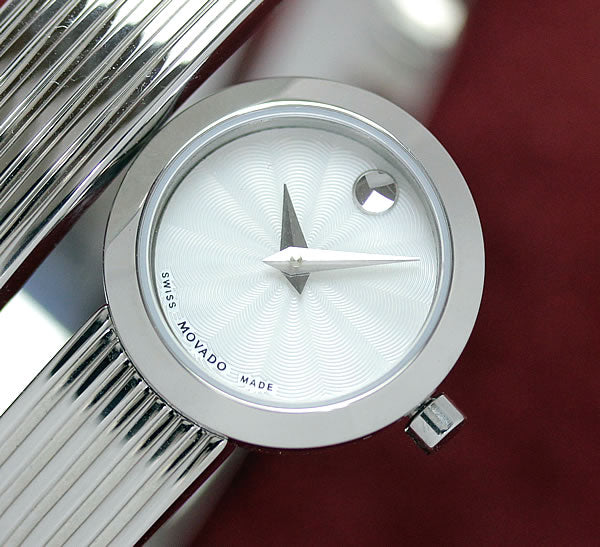 MOVADO(モバード)ミュージアム Wrap(ラップ)M80.110.901.S.WP/腕時計