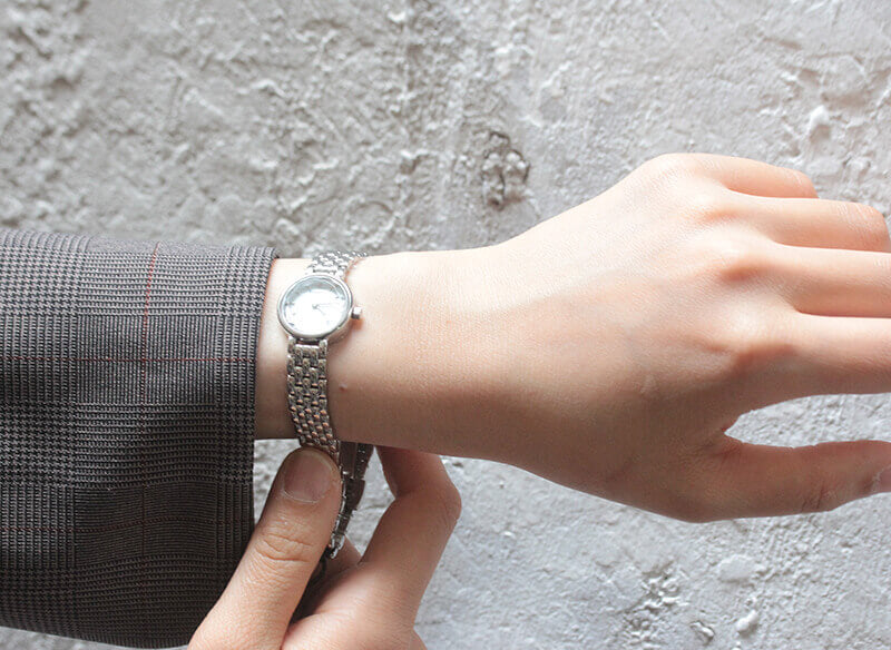 TISSOT(ティソ) /ラブリー ラウンド/クォーツ/T140.009.11.111.00/腕時計