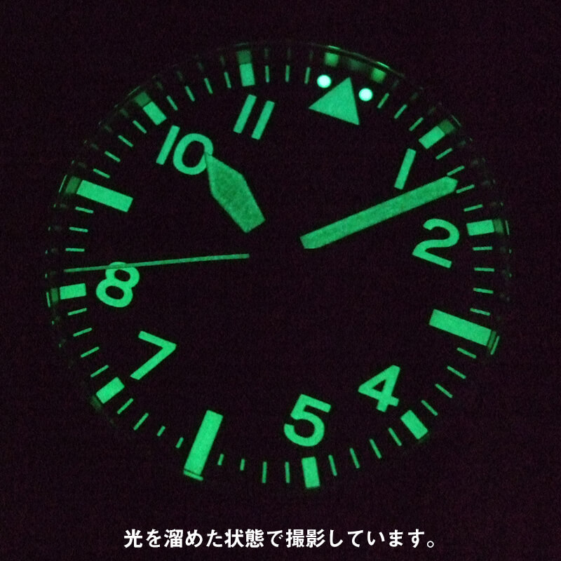 aviator(アビエイター)　スイスブランド　腕時計　パイロットウォッチ　アビエイターエアラコブラp42 AIRACOBRA　蓄光インデックス　イメージ