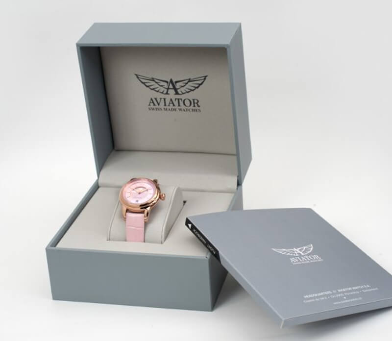 aviator(アビエイター)　スイスブランド　腕時計　レディースウォッチ　アビエイター　専用ボックス