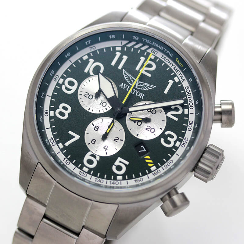 aviator(アビエイター)　スイスブランド　腕時計　パイロットウォッチ　アビエイターエアラコブラp45 クロノグラフ AIRACOBRA　正面　アップ　ミリタリー