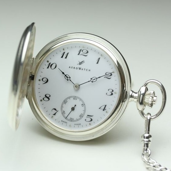 独特の変化を楽しめる銀無垢懐中時計 | 懐中時計 スイス時計専門店 