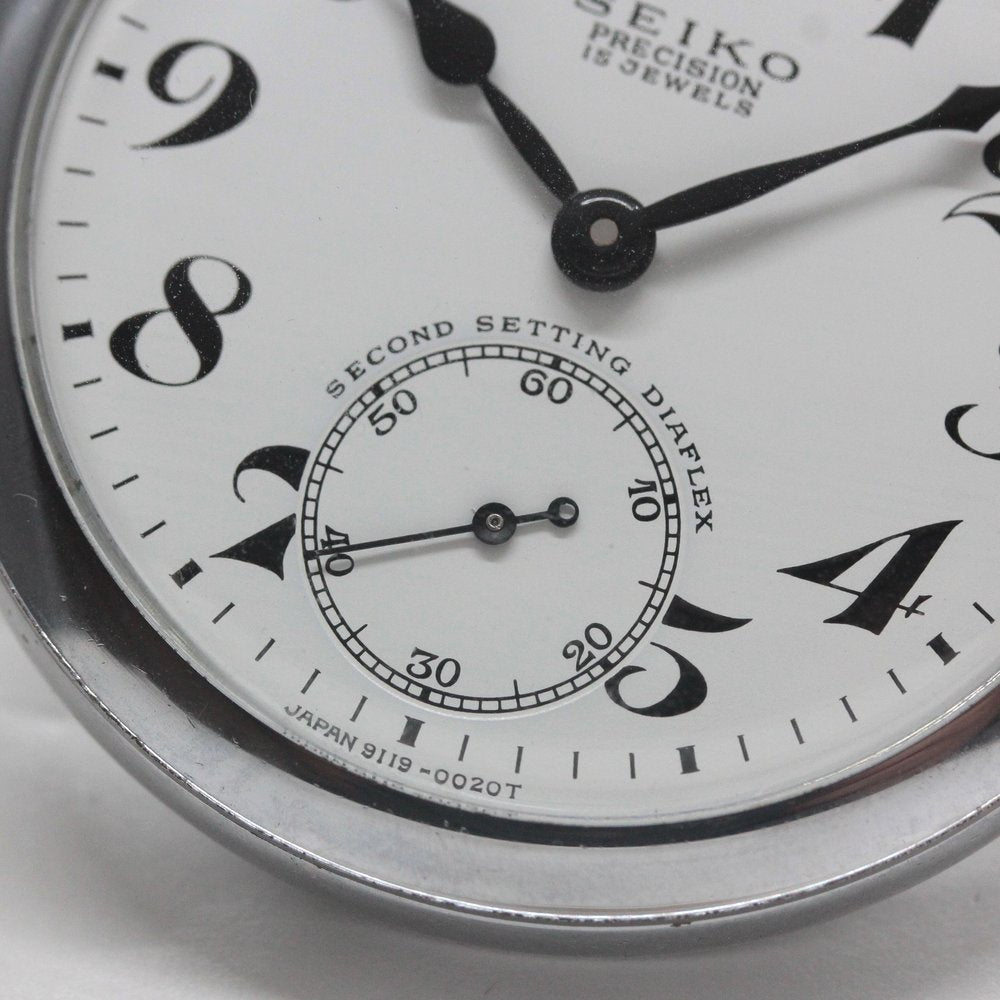 オーバーホール済で、日差30秒以内に調整します 昭和46年の19セイコー鉄道時計/15石/秒針止め機能/絶版時計/19seiko-1318