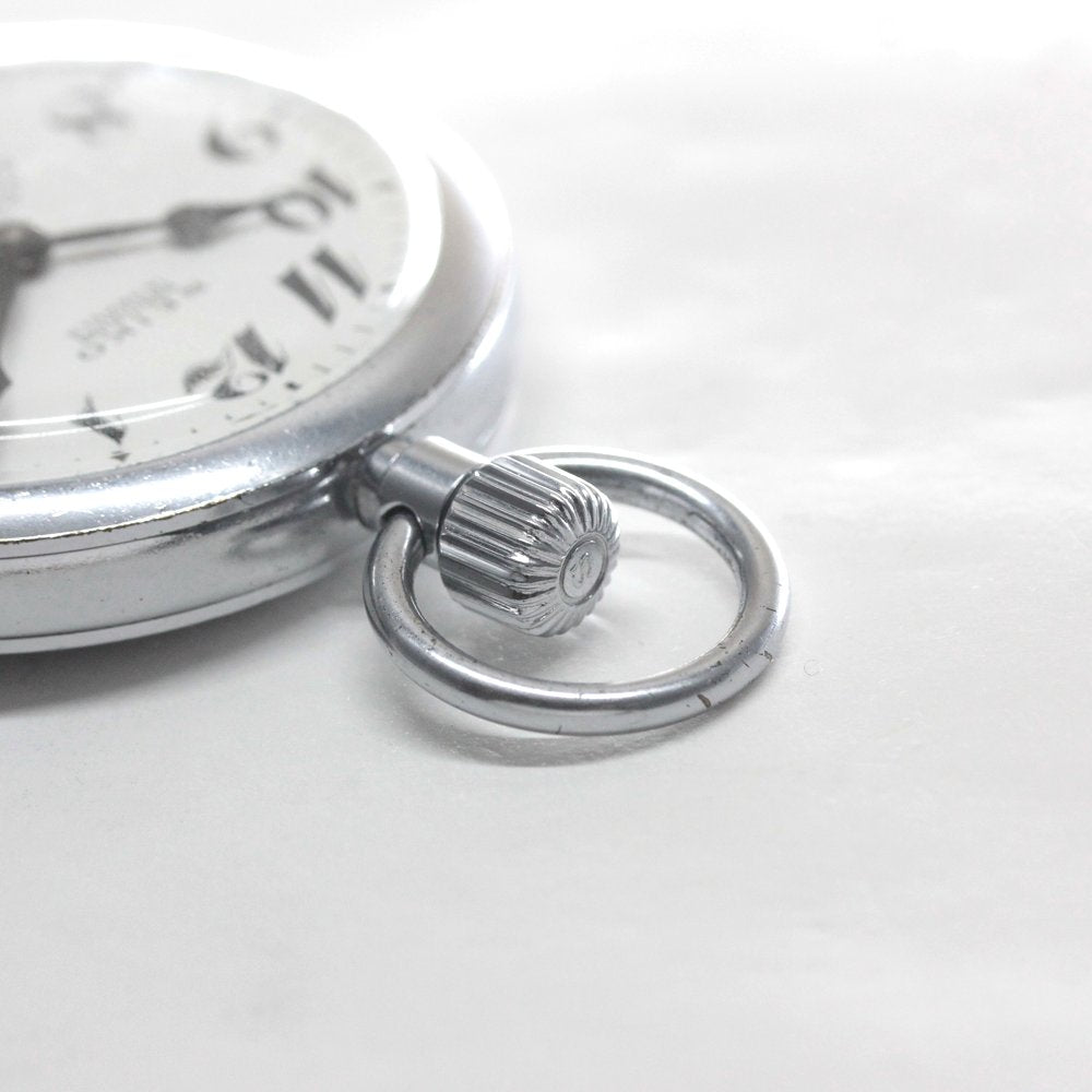 Overhauled and adjusted to within 30 seconds per day, this 19 Seiko railroad watch from 1971, features 15 jewels, a stop-seconds function, and is no longer in production. 19seiko-1318