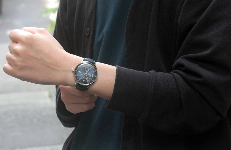 バウハウス（BAUHAUS）自動巻きパワーリザーブ 腕時計 2060-3AT