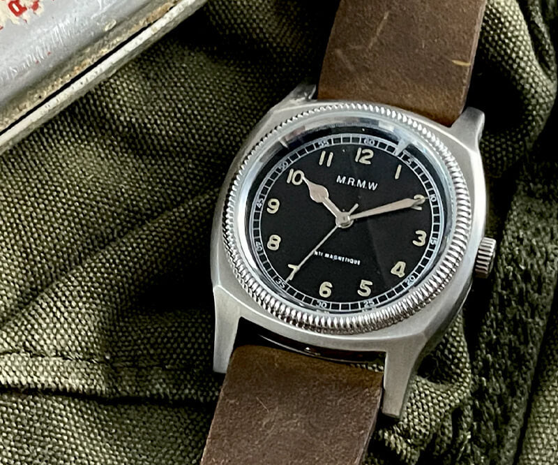 M.R.M.W. (Montre Roroi Military Watch/モントルロロイ