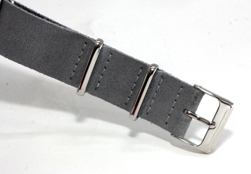 M.R.M.W. (Montre Roroi Militaly Watch/モントルロロイ ミリタリーウォッチ) Cushion watch California dial smoky grey 腕時計 221147