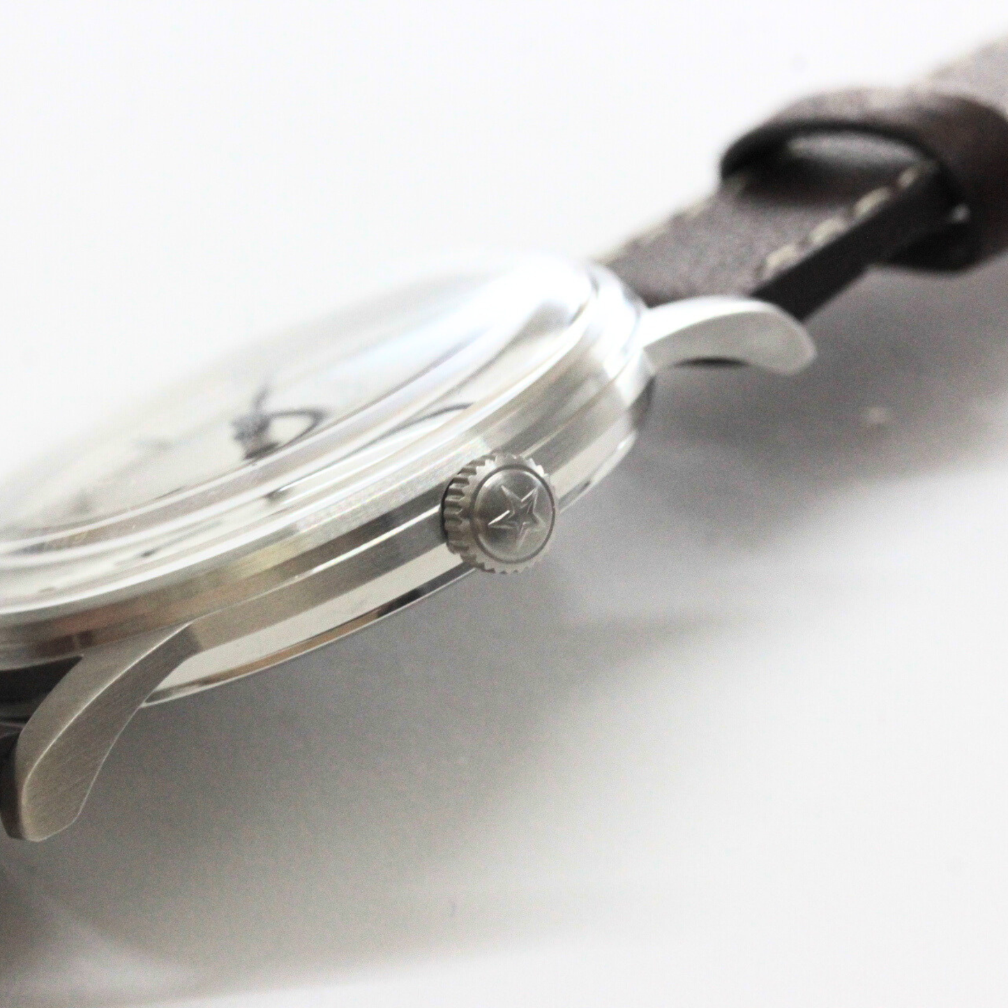 OXYGEN / オキシゲン / CITY LEGEND 40 WALTER  シティーレジェンド  / L-C-WAL-40 224348 / クォーツ式 / 腕時計 リューズ部分