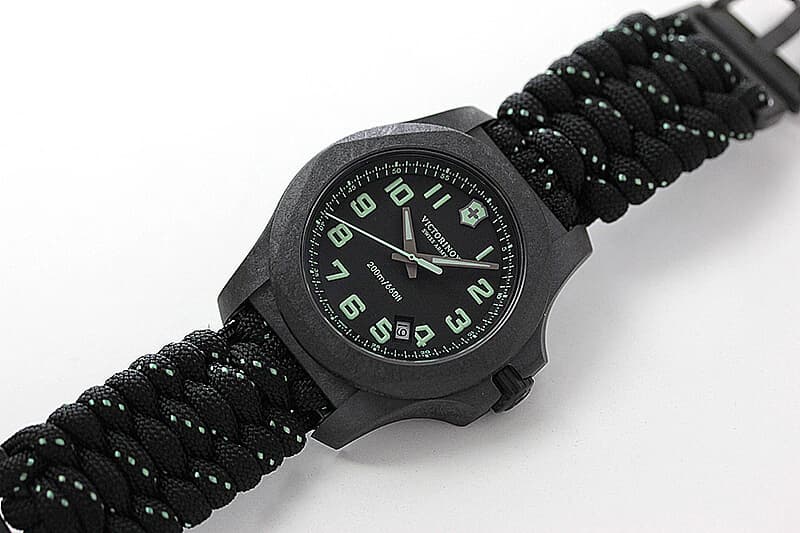 VICTORINOX(ビクトリノックス) I.N.O.X. CARBON(イノックス　カーボン)　241859 ブラック 腕時計