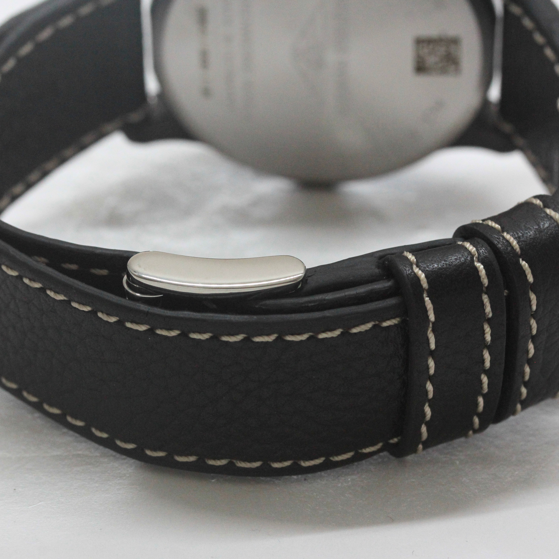 バウハウス（BAUHAUS）AVIATION　クォーツ 　腕時計 2888-5QZ