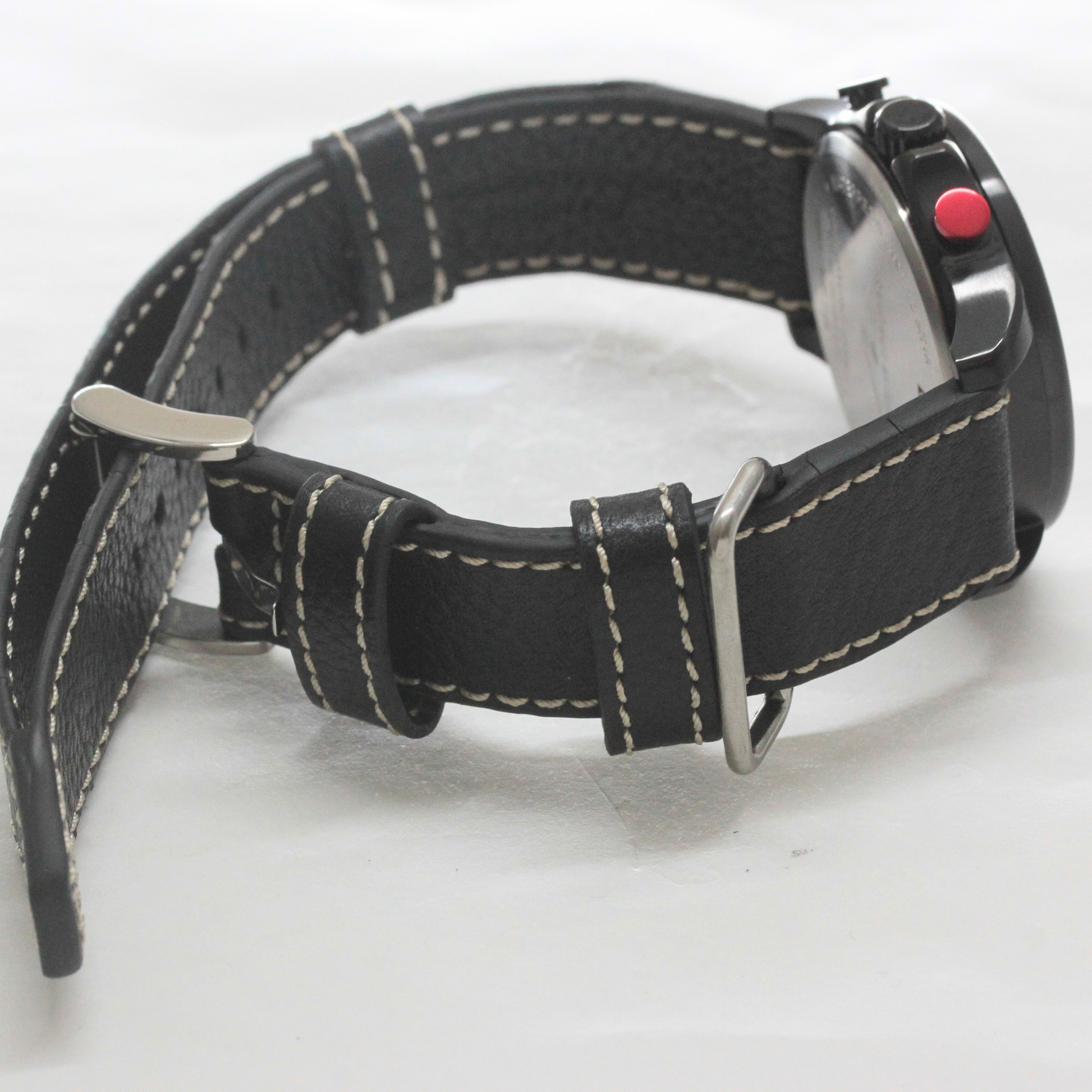 バウハウス（BAUHAUS）AVIATION　クォーツ 　腕時計 2888-5QZ