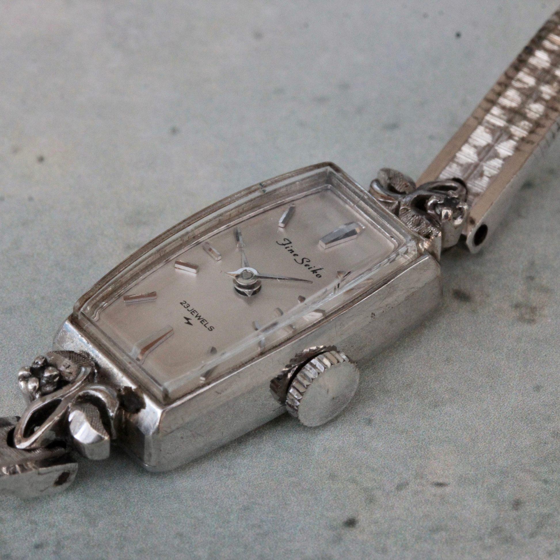 [値下げ]アンティーク、ビンテージレディース手巻き腕時計 27本まとめ売り TECHNOS - TECHNOS Star Lady 手巻き腕時計 ビンテージ シルバー