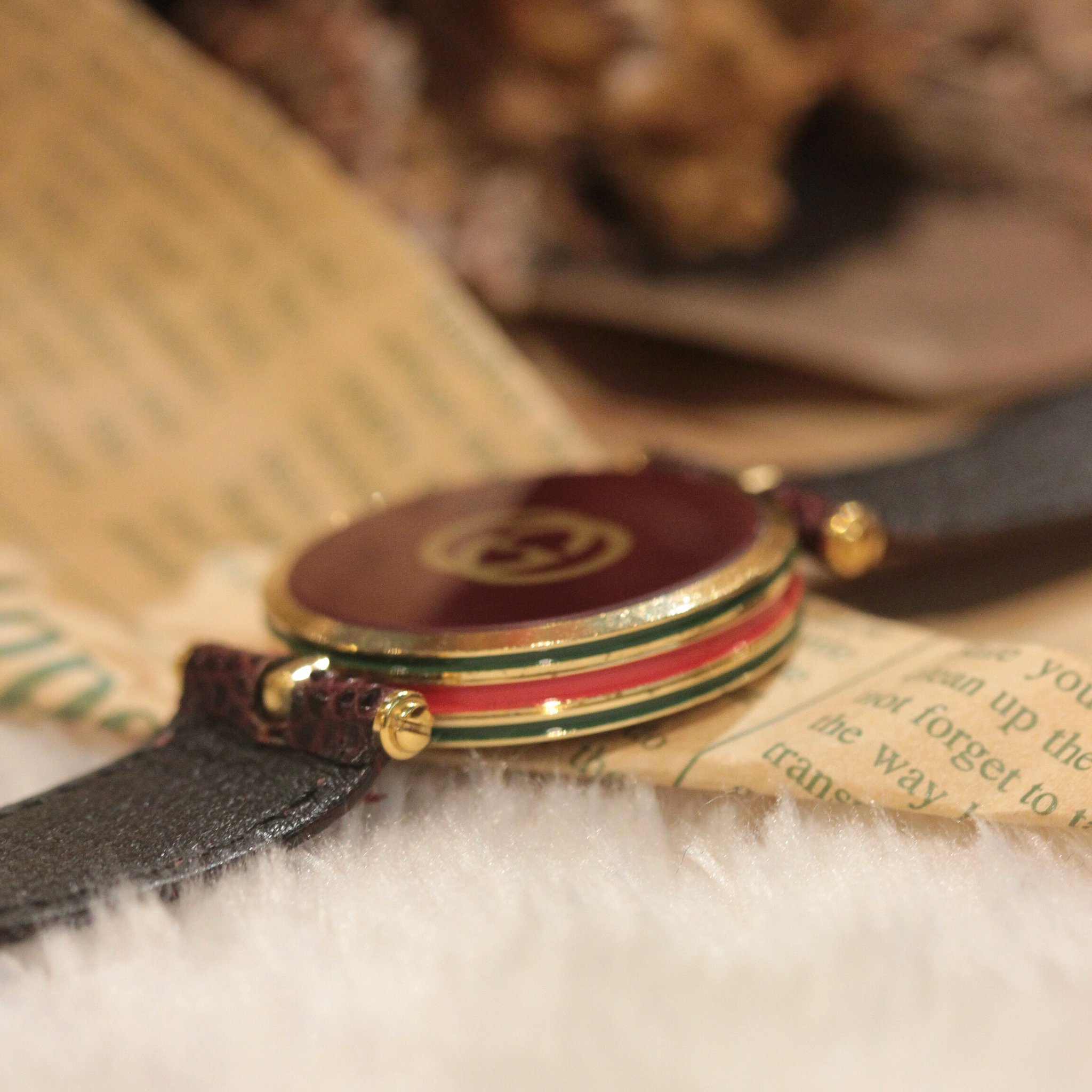 グッチ GUCCI スクエア 革ベルト レディース 腕時計 ゴールド C847