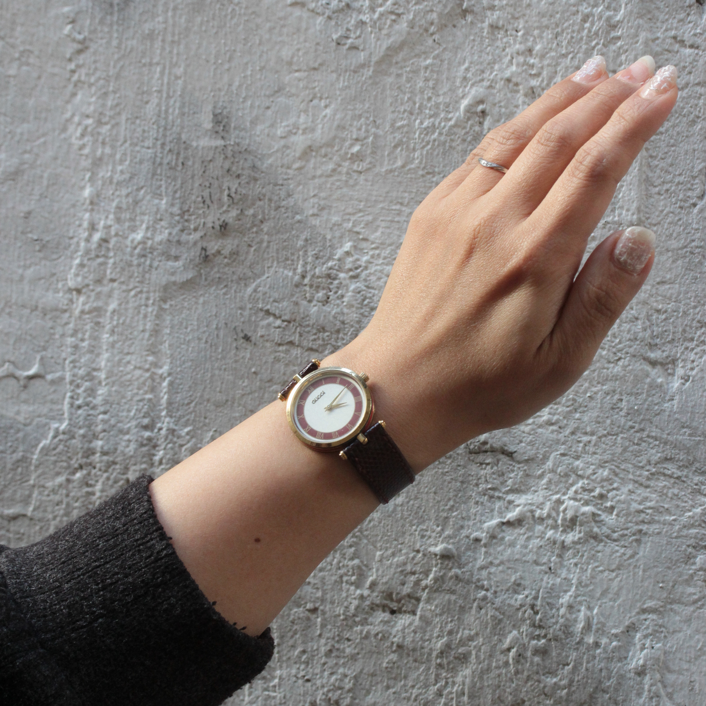 GUCCI / グッチ / 革ベルト / クォーツ(電池)式 / 584-07-gucci