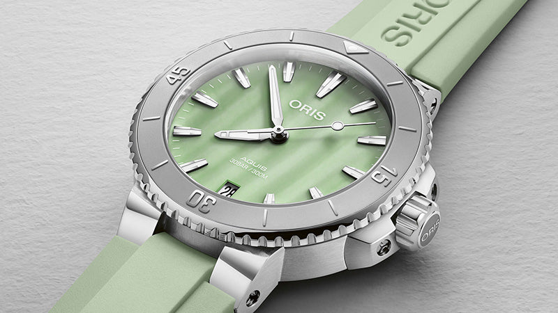 オリス/Oris/AQUIS(アクイス) 36.5mm MOP(マザーオブパール)ダイアル  レディース 腕時計 733 7770 4157-07 4 18 67FC（シーフォームグリーン）