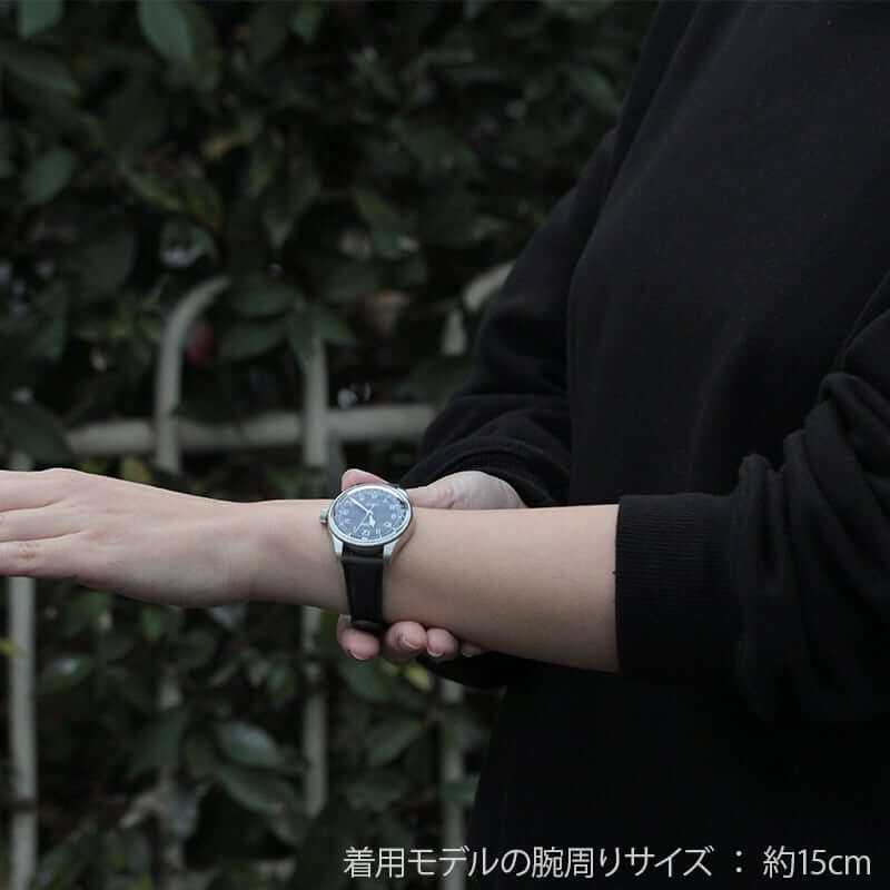 ORIS ビッククラウン ポインターデイト ブラック オリスの「ビッグクラウン ポインターデイト」に、伝統の“ブルズアイ
