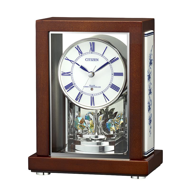 RHYTHM リズム 回転飾り付き 電波置き時計  有田焼 木枠【8RY418006】