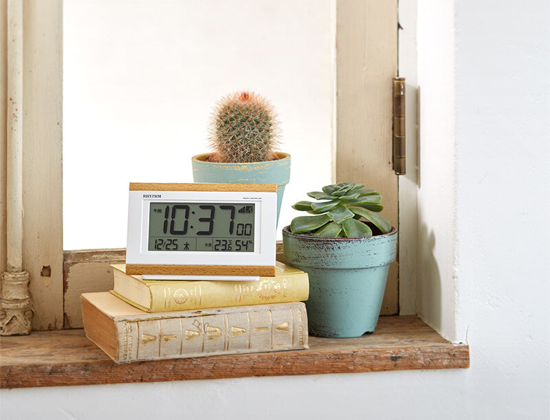 RHYTHM リズム デジタル 電波 目覚まし時計 フィットウェーブD161 8RZ161SR07 薄茶