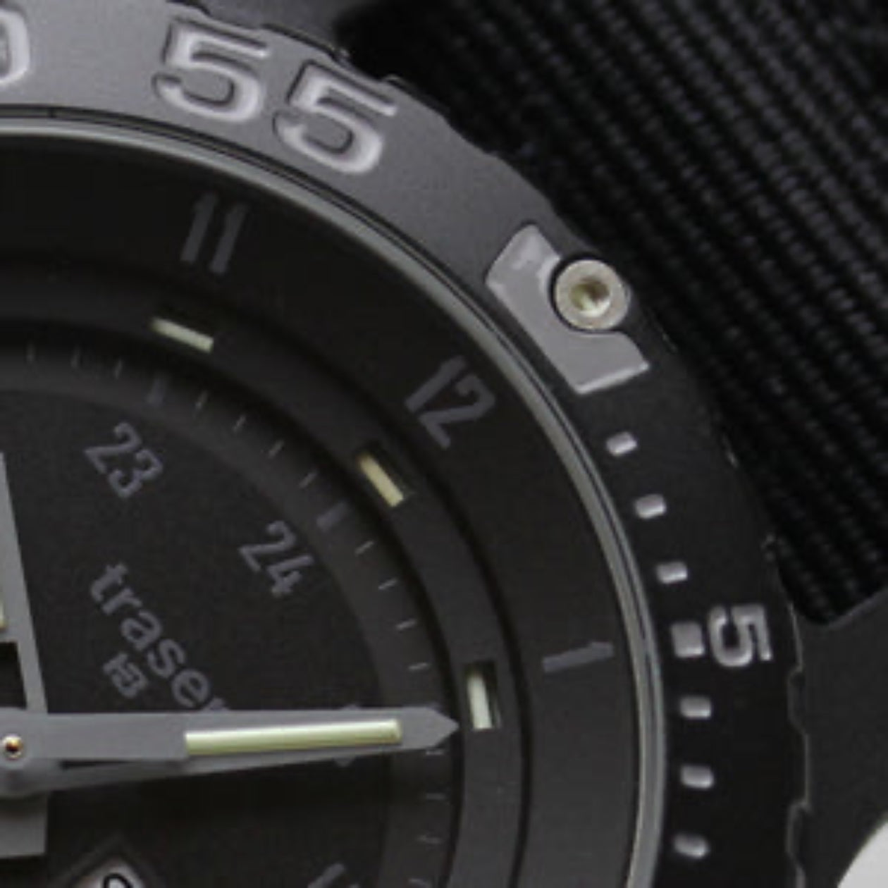 トレーサー/TRASER/H3/タイプ6/MIL-G/Shadow(シャドウ)/サファイア/P6600.41F.C3.01/腕時計