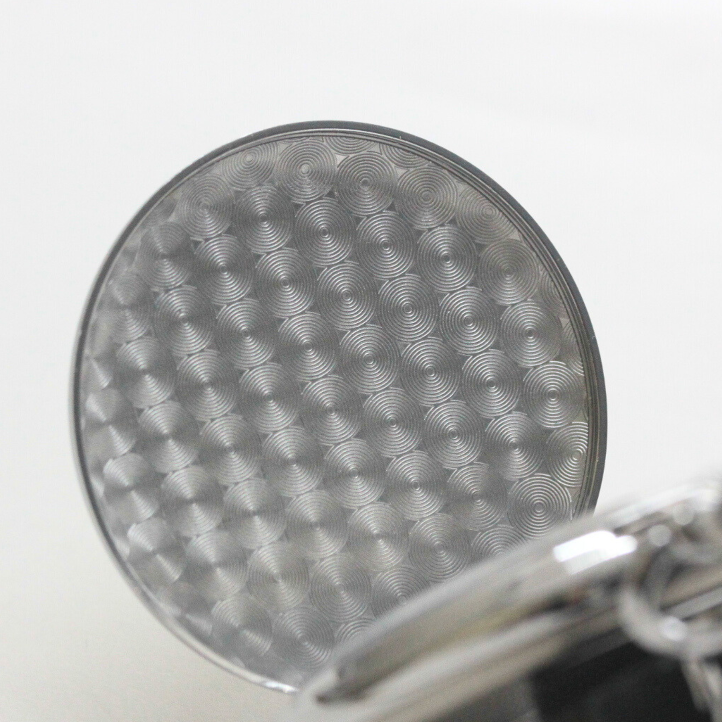 チャールズヒューバート（Charles-Hubert） 懐中時計 クォーツ式 3974-W 正美堂で刻印が可能です