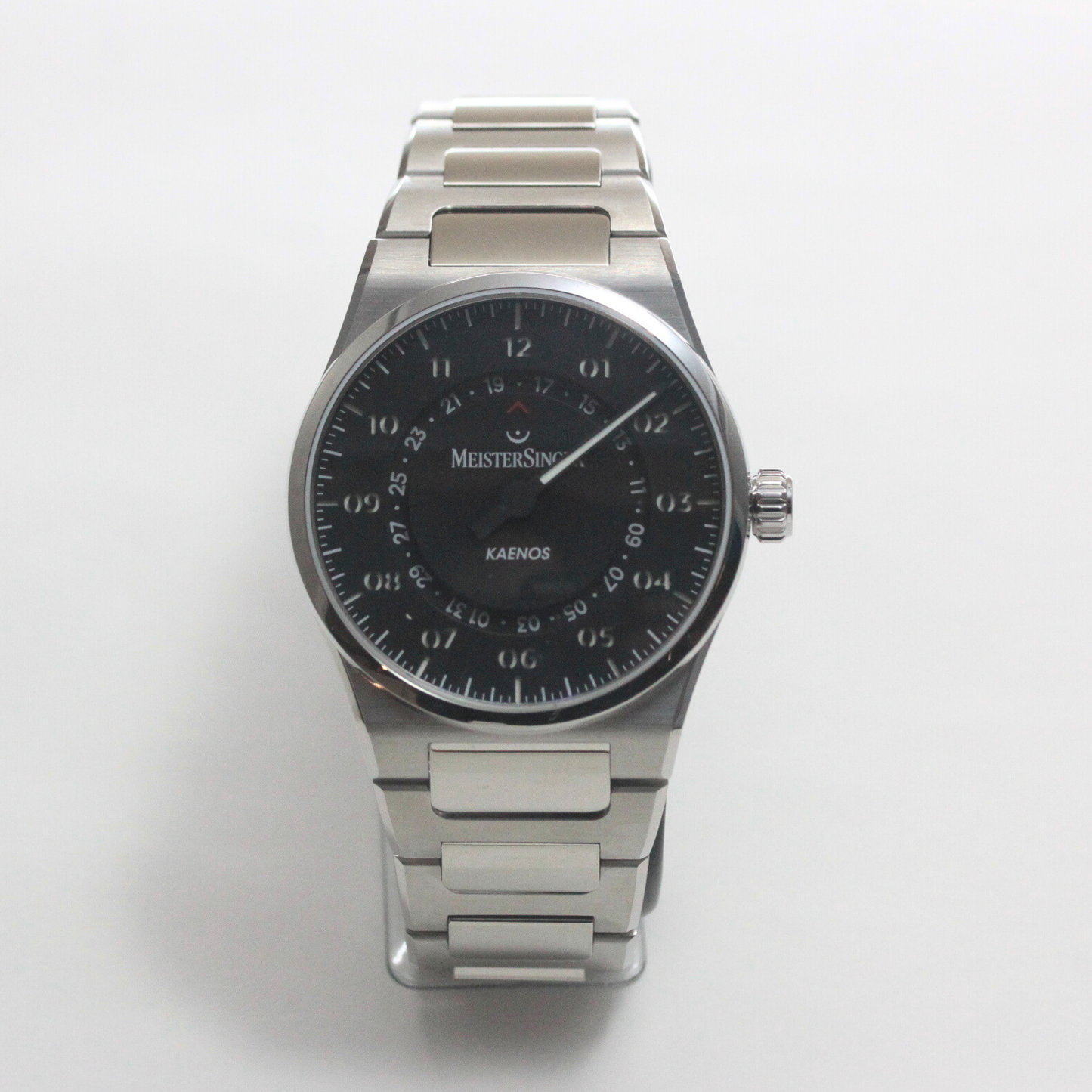 MeisterSinger (マイスタージンガ―)  Kaenos 自動巻き 腕時計 Open Date- Black KSOD902