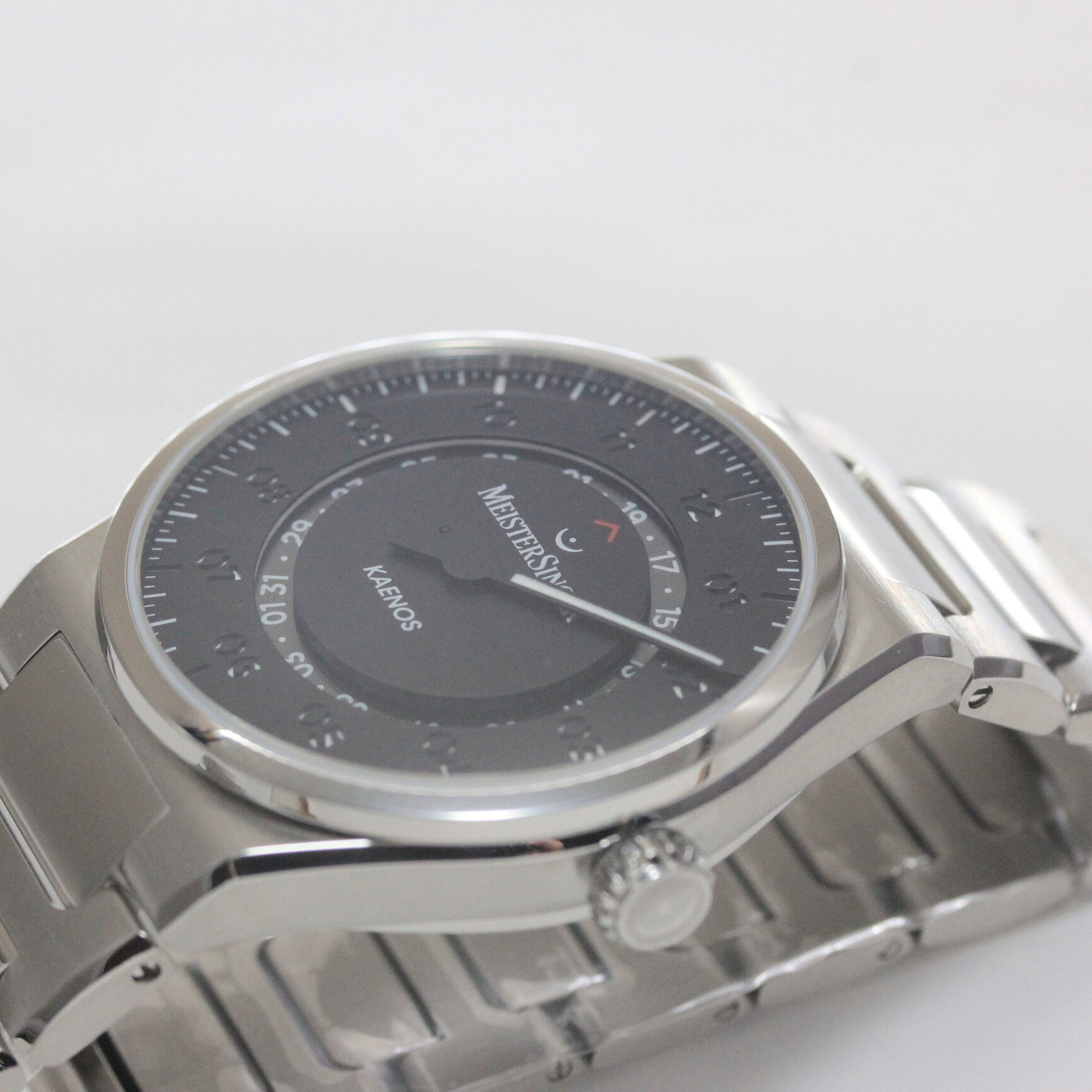 MeisterSinger (マイスタージンガ―)  Kaenos 自動巻き 腕時計 Open Date- Black KSOD902