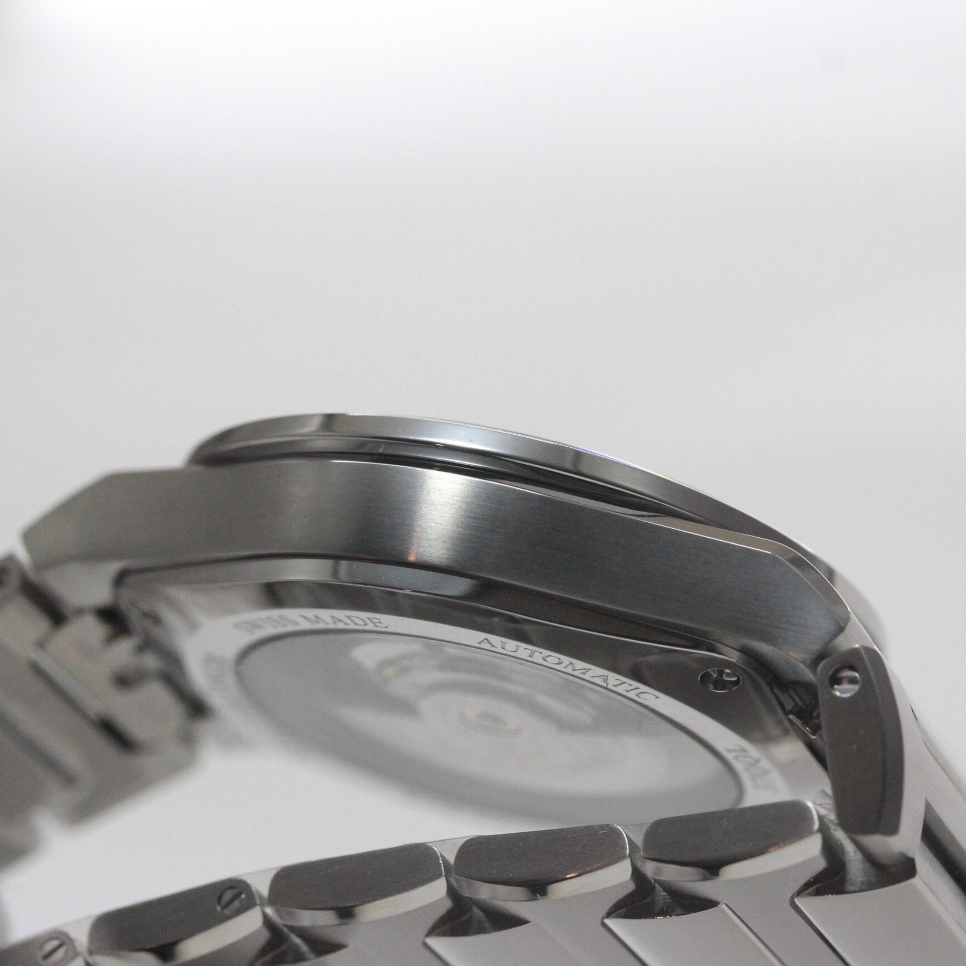 滑らかなケースデザイン