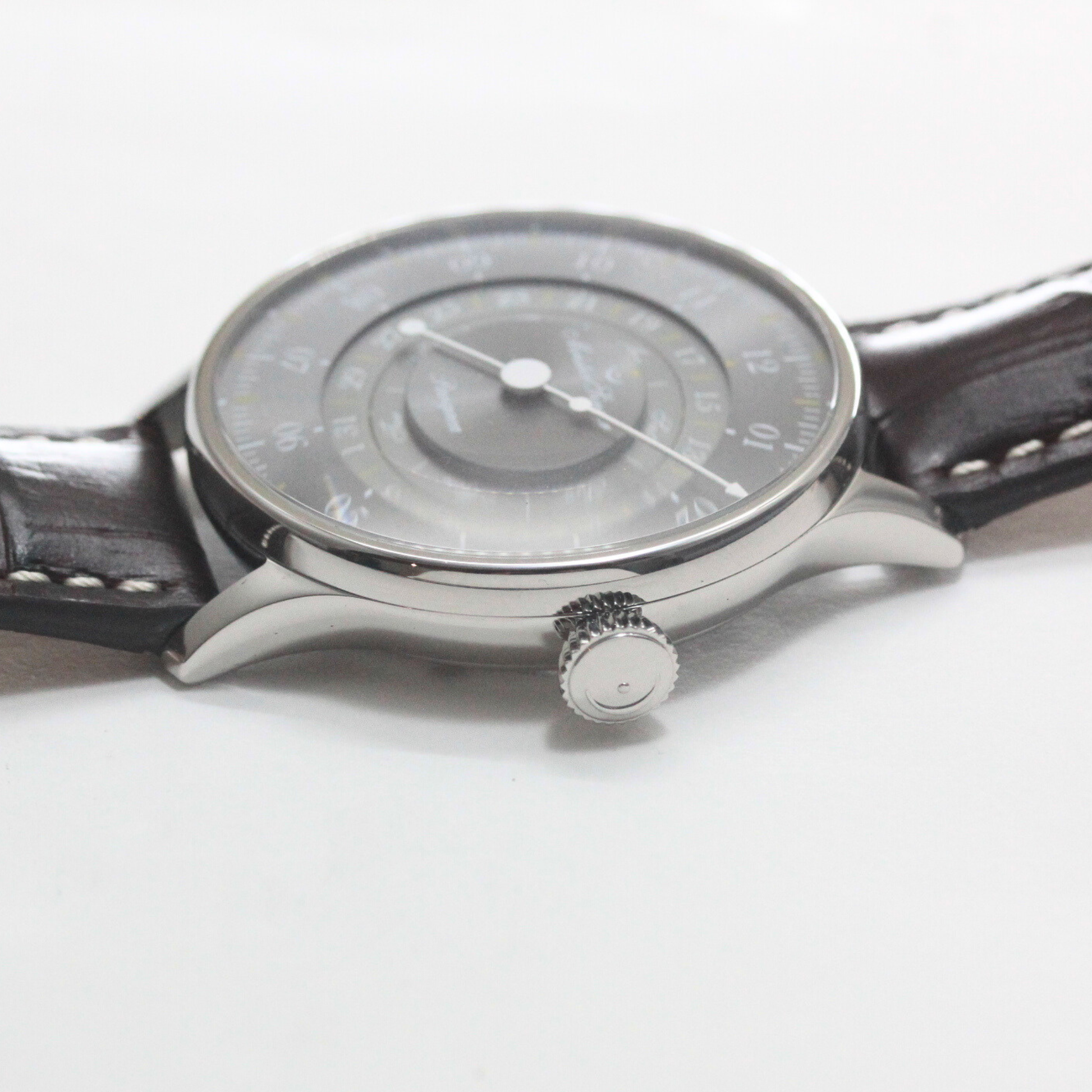 MeisterSinger (マイスタージンガ―)  Pangaea 自動巻き 腕時計 Day Date 365 - Gray PDD365927