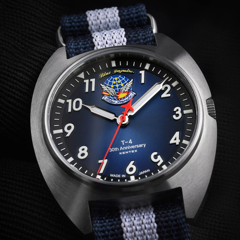 KENTEX(ケンテックス)/ 航空自衛隊「ブルーインパルス」クラシックスタンダード T-4 30周年記念モデル / S798M-06 腕時計