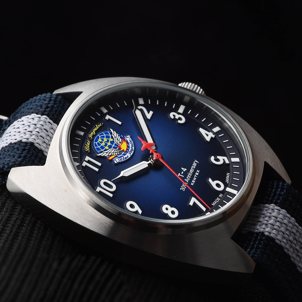 KENTEX(ケンテックス)/ 航空自衛隊「ブルーインパルス」クラシックスタンダード T-4 30周年記念モデル / S798M-06 腕時計