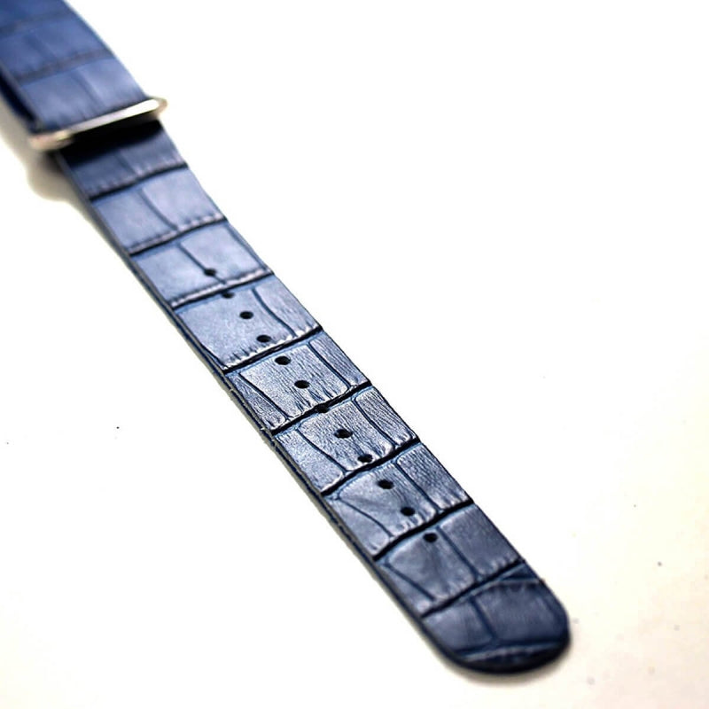 時計　レザーベルト　22mm　ブルーカラー