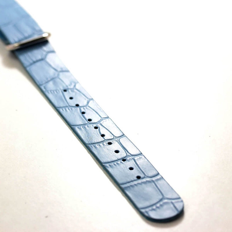 時計　レザーベルト　22mm　パウダーブルー
