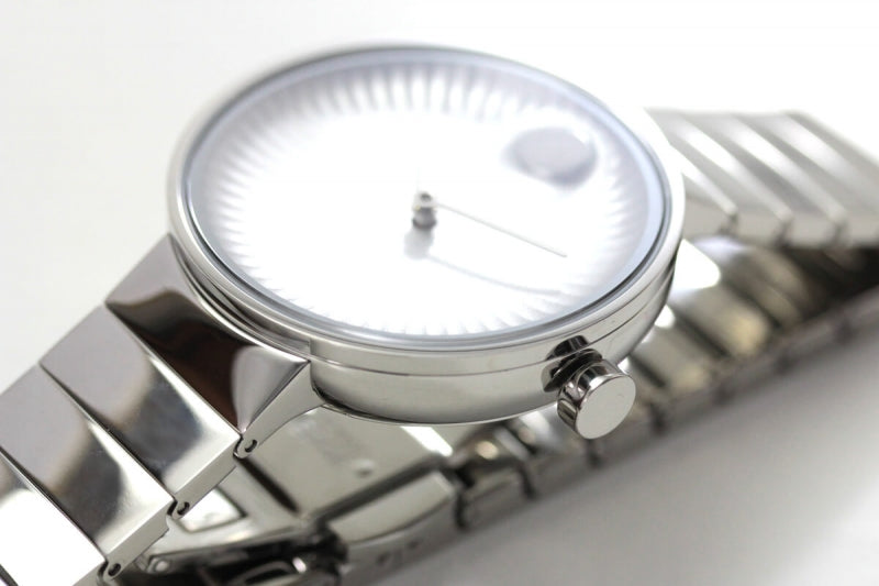 MOVADO(モバード)　EDGE(エッジ)　E3680012.8105S　腕時計