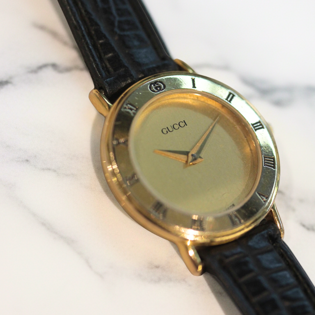 GUCCI / グッチ / 1990年代 / グッチクレスト / 3000.2.L / 電池式 GUCCI / グッチ / 1990年代 / グッチクレスト / 3000.2.L / 電池式